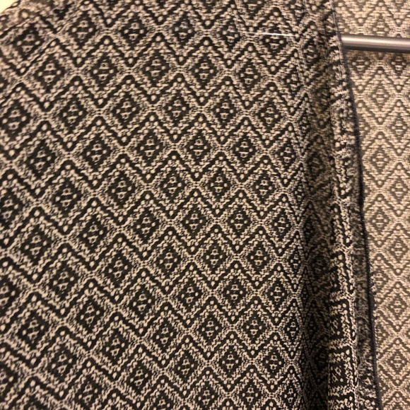 LuLaRoe Shirley Kimono - Picture 2 of 3